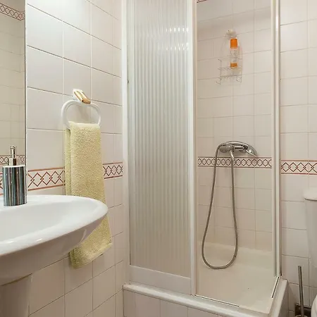 Bay Historic Center Apartman *